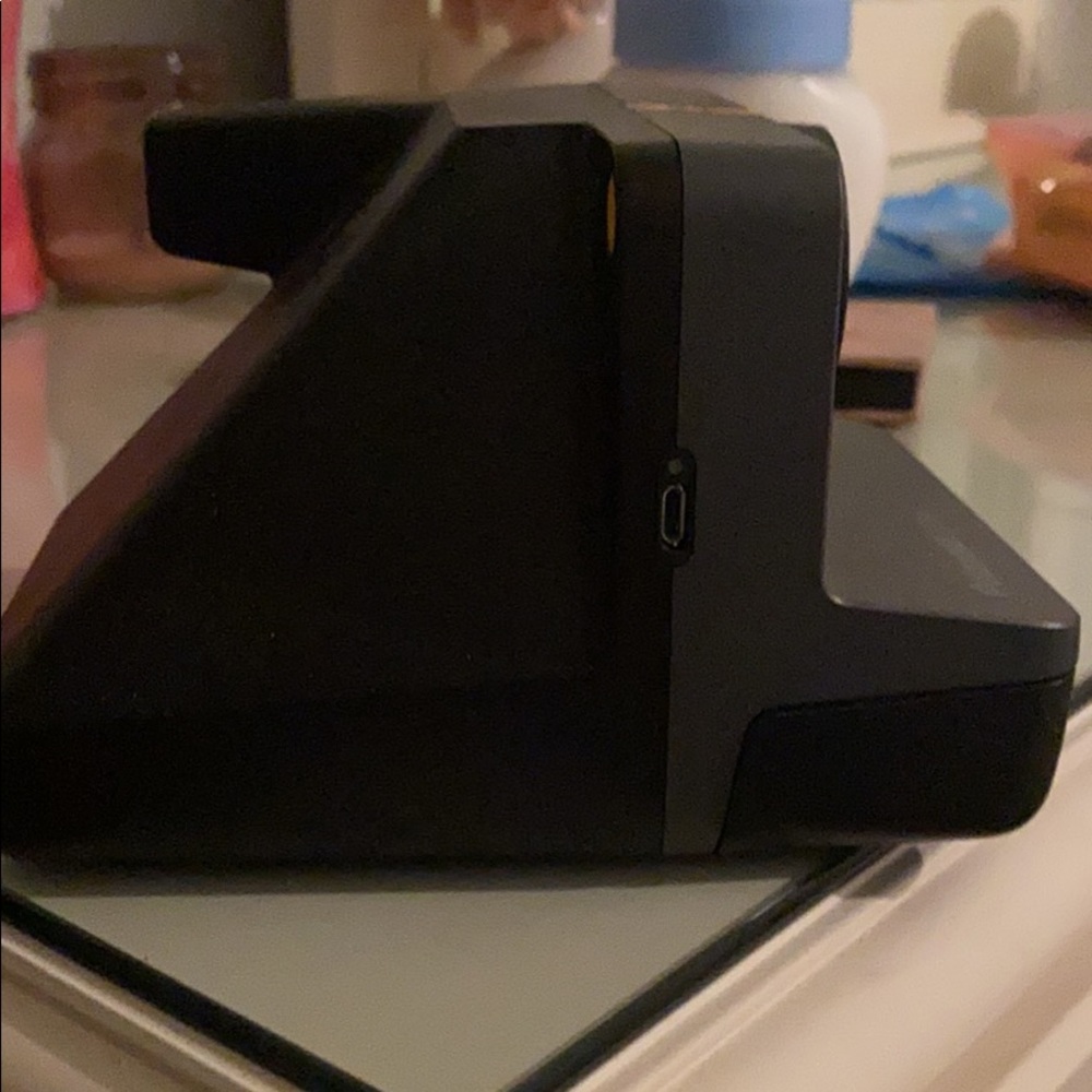 BRAND NEW Polaroid camera